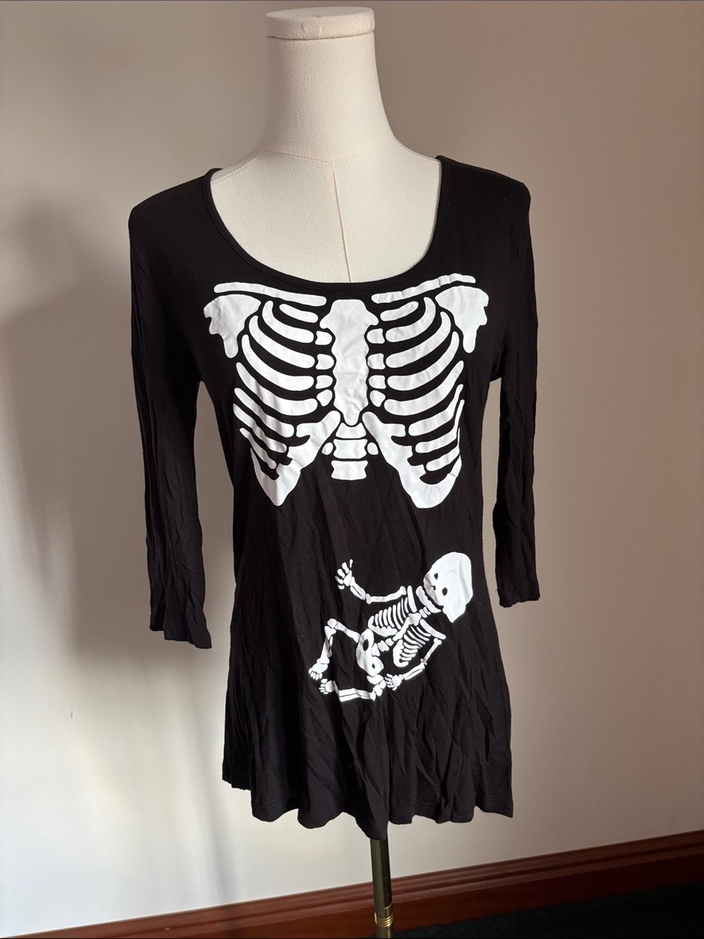 cha cha vente Black Long Sleeve Skeleton Tee with White Bones Graphic